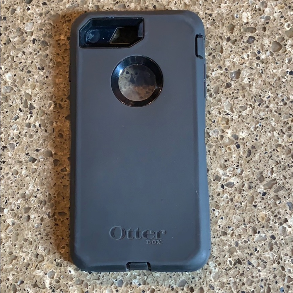 iPhone 8 Plus otter box case